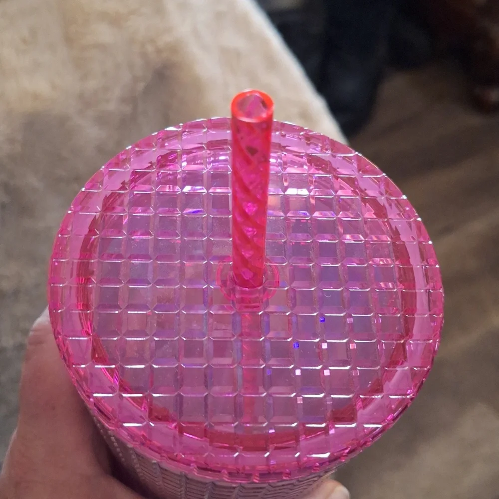 Starbucks 2023 Iridescent Pink Silver Bubblegum Grid Cold Tumbler- NEW